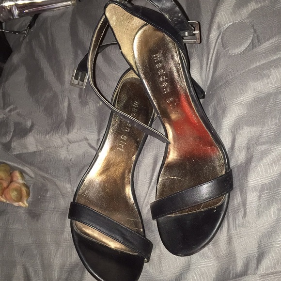 Steve Madden Black Heels - Picture 2 of 2